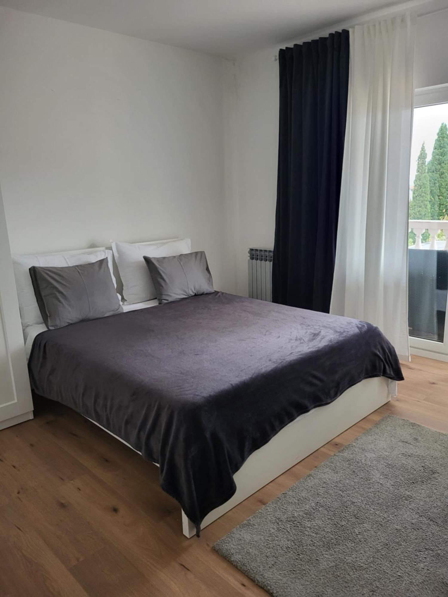 Apartments Vukovic Selce Exterior photo